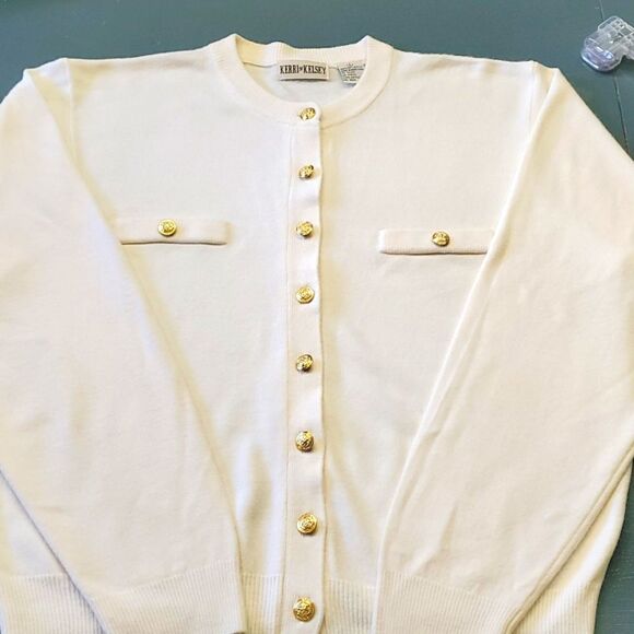 KERRI n KELSET, Old Money fabulous sweater cream with gold buttons. Size … - Picture 1 of 8